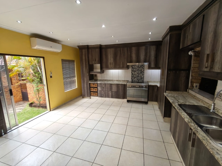 3 Bedroom Property for Sale in Safari Gardens North West